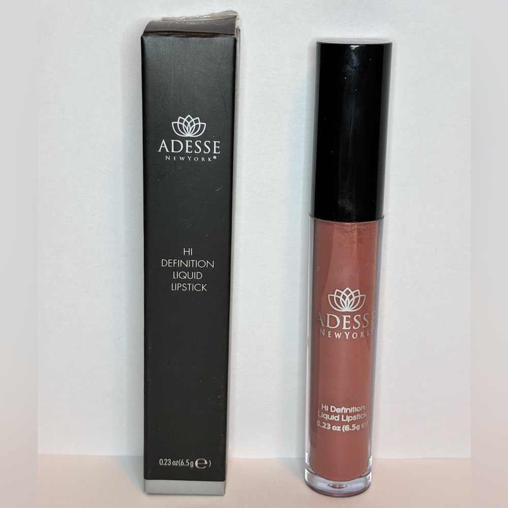 Adesse New York Hi Definition Liquid Lipstick “Haute Cocoa” New In Box